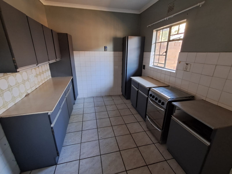3 Bedroom Property for Sale in Roodia Free State